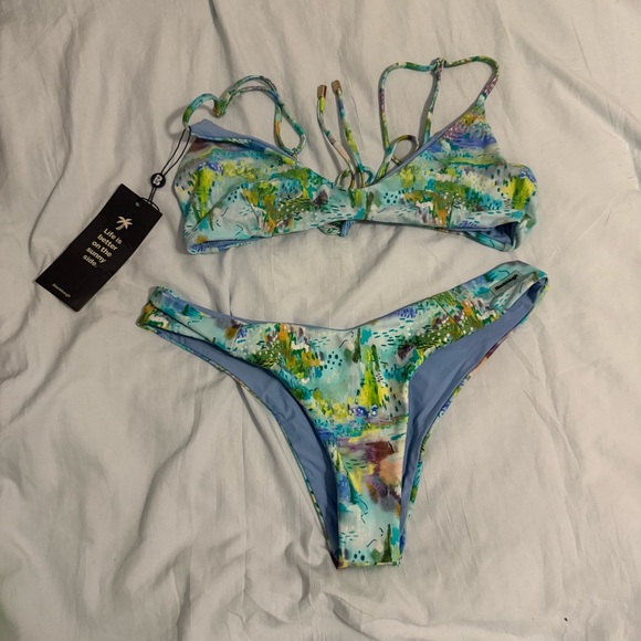 Colorful Abstract Bikini Set - Picture 5 of 5